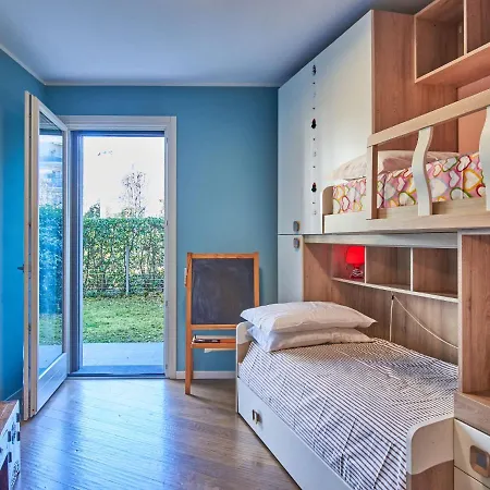 아파트 Promessi Sposi By Interhome *