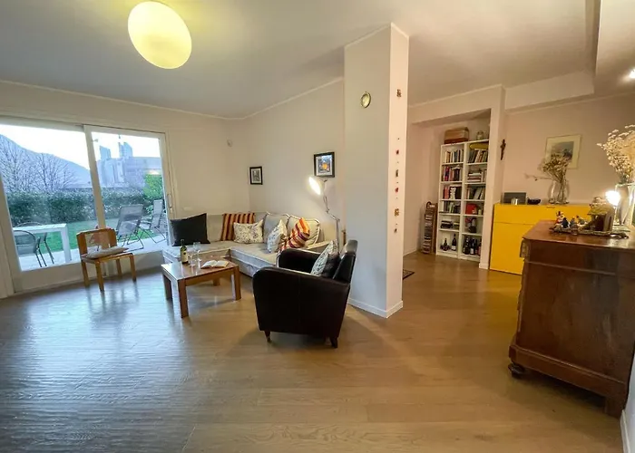 Promessi Sposi By Interhome Lecco